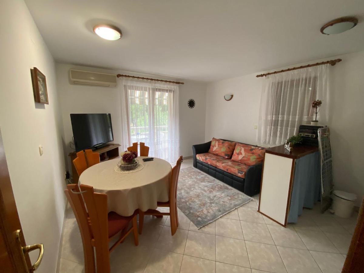 מדולין Apartman Ema Istriana מראה חיצוני תמונה